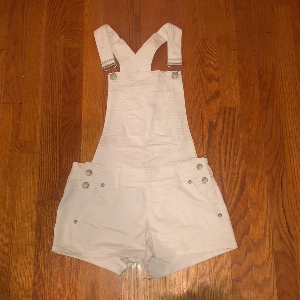 Overall shorts